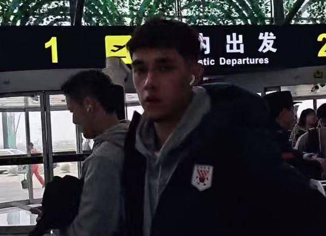关于阿特拉斯佩切亚后卫下轮有望复出的信息